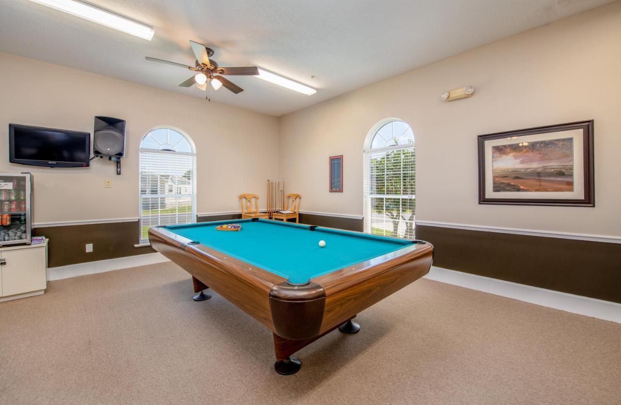 Majestic Oaks Rv Resort Zephyrhills Exteriör bild